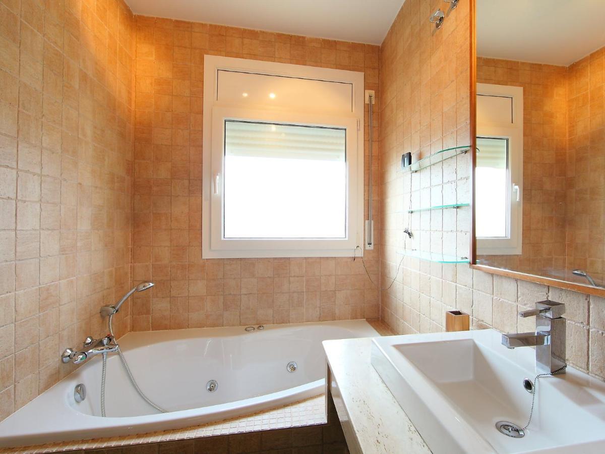 Holiday Home Dirk By Interhome L'Ampolla Buitenkant foto